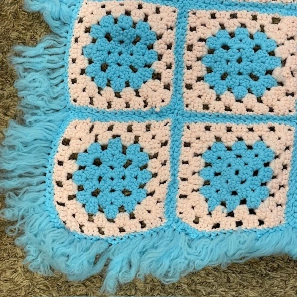 Vintage Granny Square Crochet Blanket Baby Blue Pink Afghan Throw 69x35‎